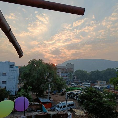 Hotel Devdoot Rājgīr Oda fotoğraf